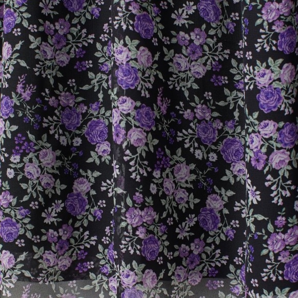 2 for $20 🌸 H&M Floral Airy Dress - Picture 2 of 4